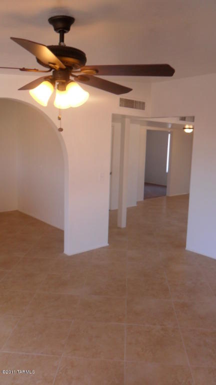 9218 E 39th St, Tucson, AZ 85730 photo 18