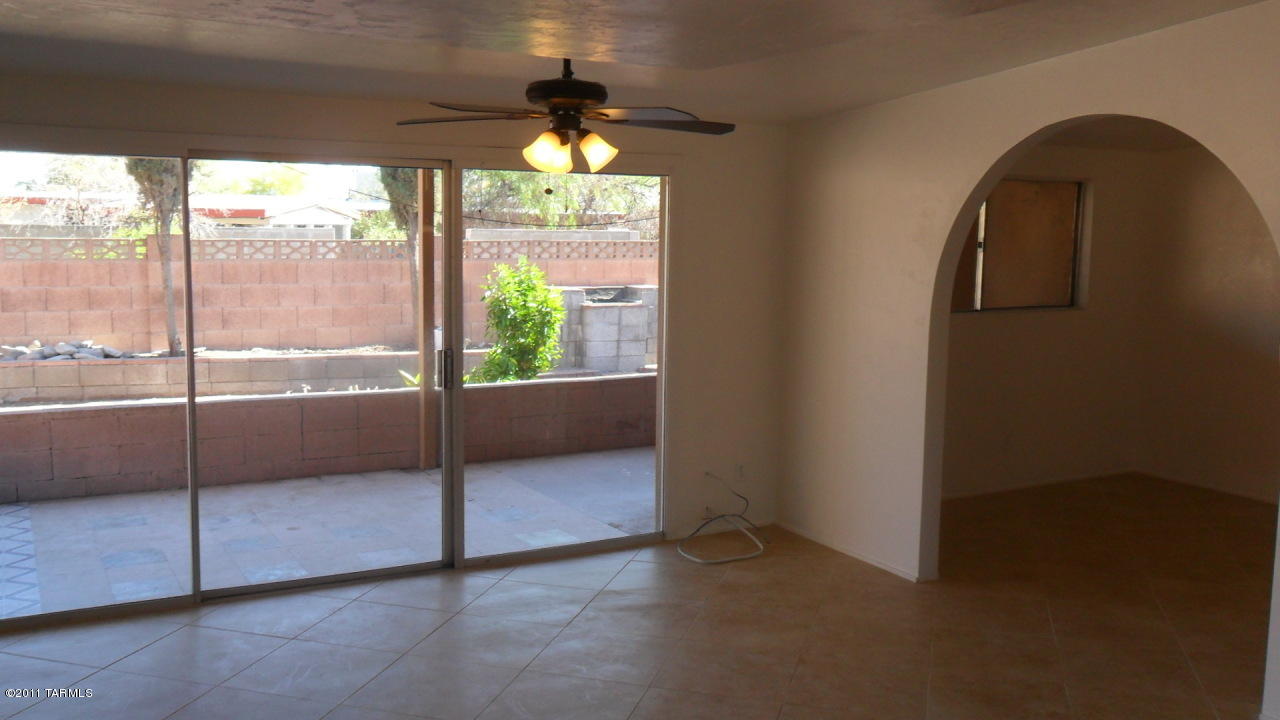 9218 E 39th St, Tucson, AZ 85730 photo 17