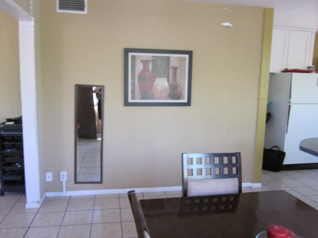 3031 E 17th St, Tucson, AZ 85716 photo 3