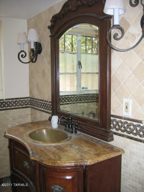 2921 E 8th St, Tucson, AZ 85716 photo 8