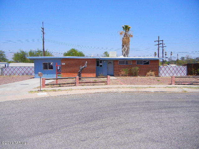 7941 Eli Pl, Tucson, AZ 85710 photo 1