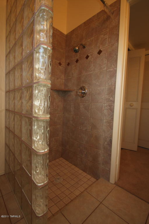 7640 E Hampton Pl, Tucson, AZ 85715 photo 13