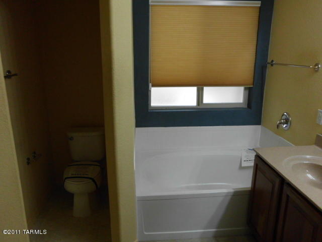9690 E Belasco Loop, Tucson, AZ 85748 photo 19