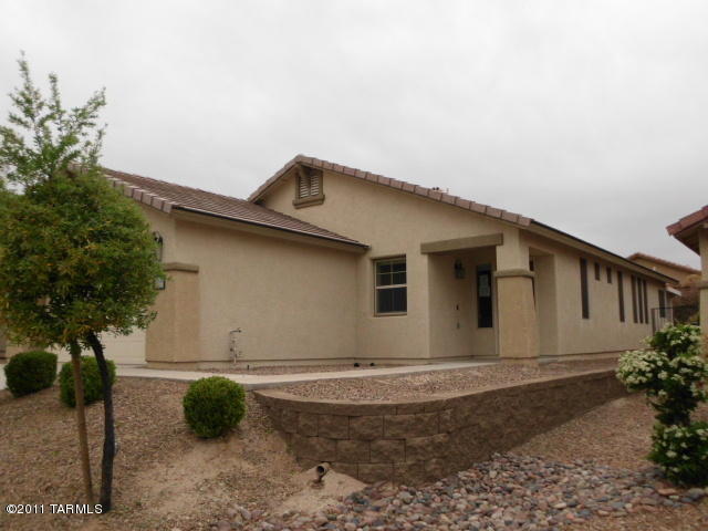 9690 E Belasco Loop, Tucson, AZ 85748 photo 2
