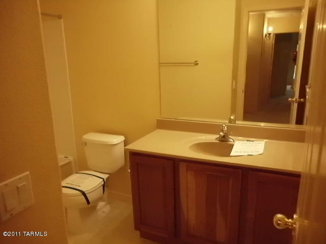 9690 E Belasco Loop, Tucson, AZ 85748 photo 11