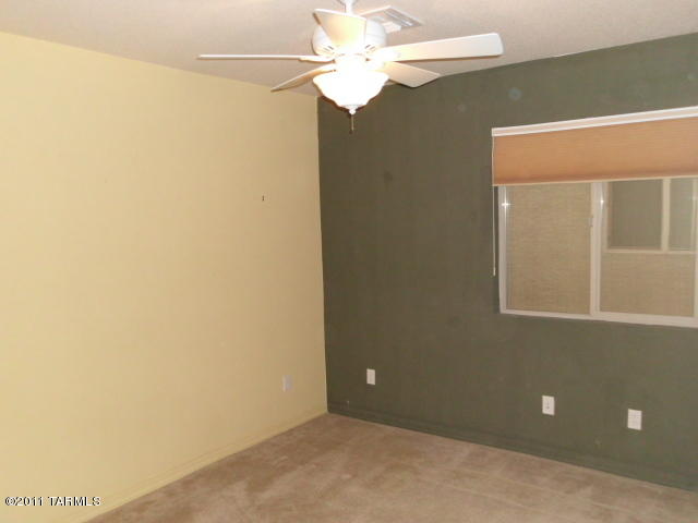 9690 E Belasco Loop, Tucson, AZ 85748 photo 13