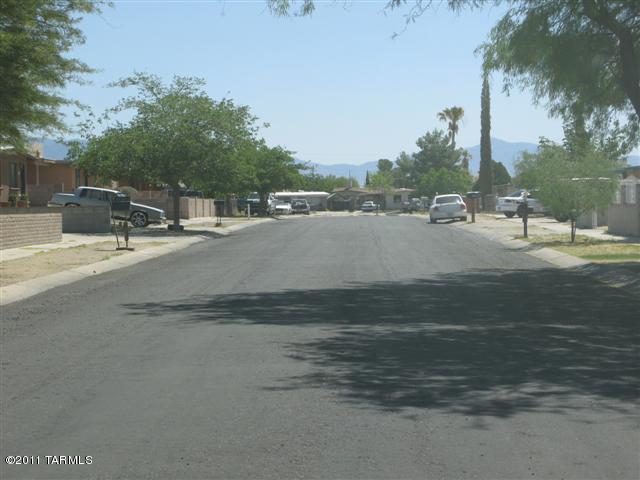 4017 E Holladay St, Tucson, AZ 85706 photo 3
