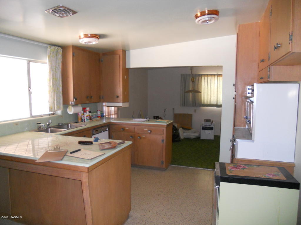 5302 E 3rd St, Tucson, AZ 85711 photo 2