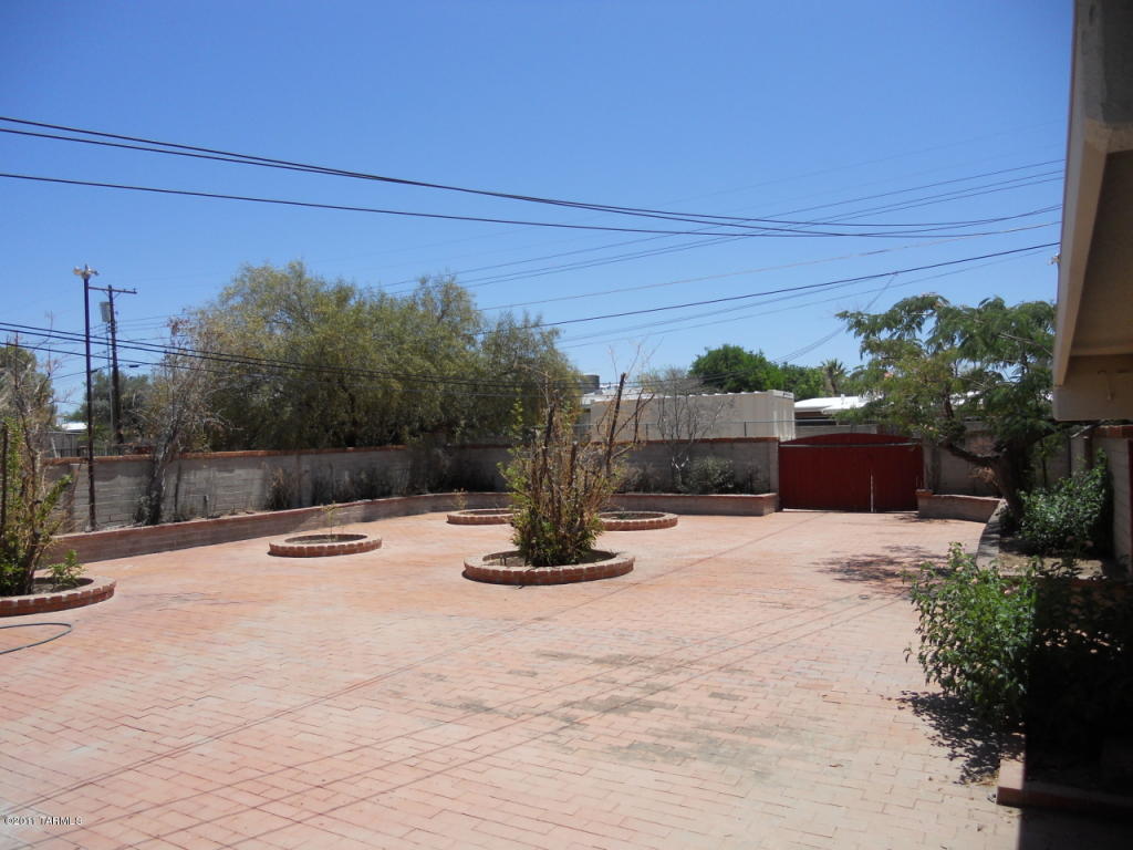 5302 E 3rd St, Tucson, AZ 85711 photo 11