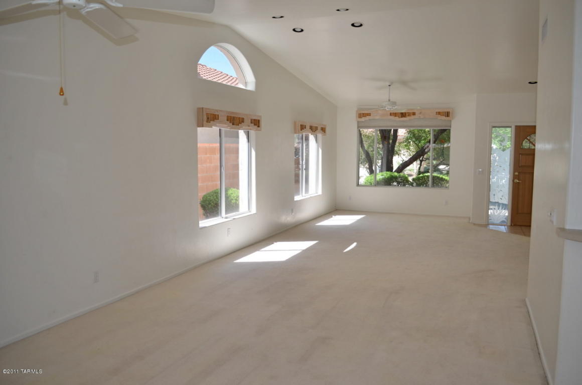 1515 E Tascal Loop, Oro Valley, AZ 85737 photo 9
