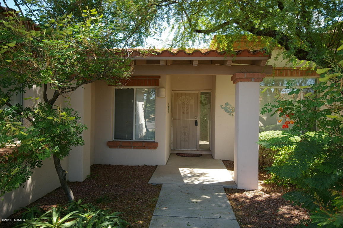 1515 E Tascal Loop, Oro Valley, AZ 85737 photo 2