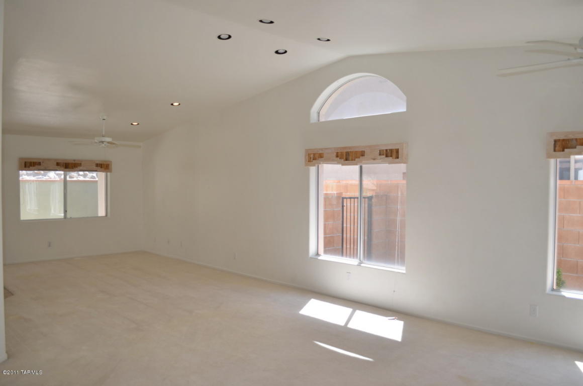1515 E Tascal Loop, Oro Valley, AZ 85737 photo 7