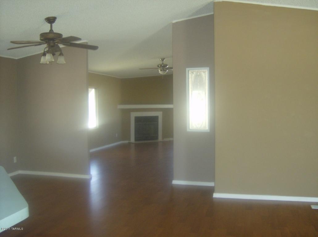 998 E Sonora Verde Dr, Benson, AZ 85602 photo 2
