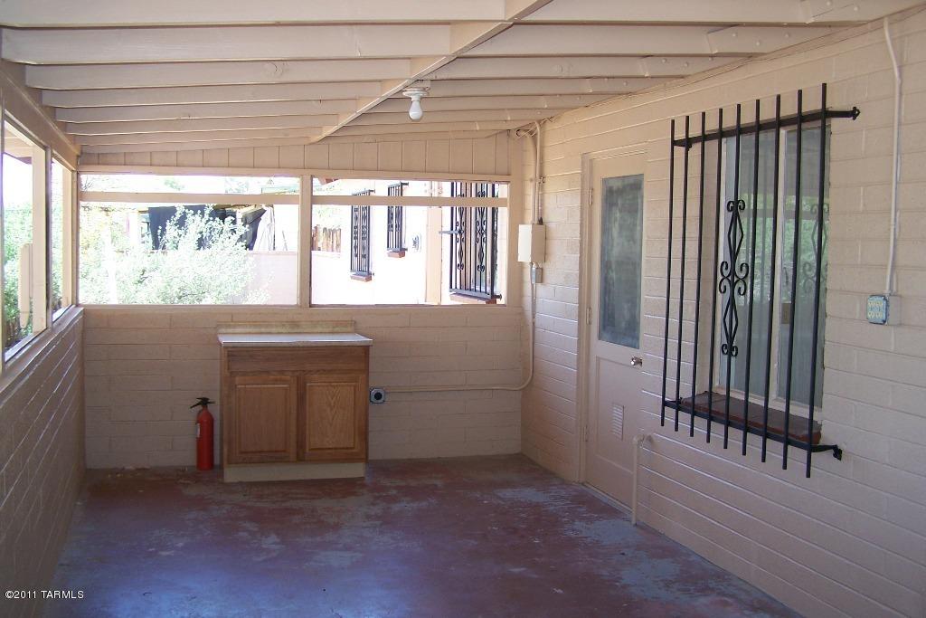 6111 E 27th St, Tucson, AZ 85711 photo 14