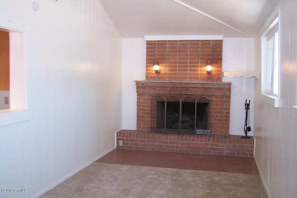 6111 E 27th St, Tucson, AZ 85711 photo 5