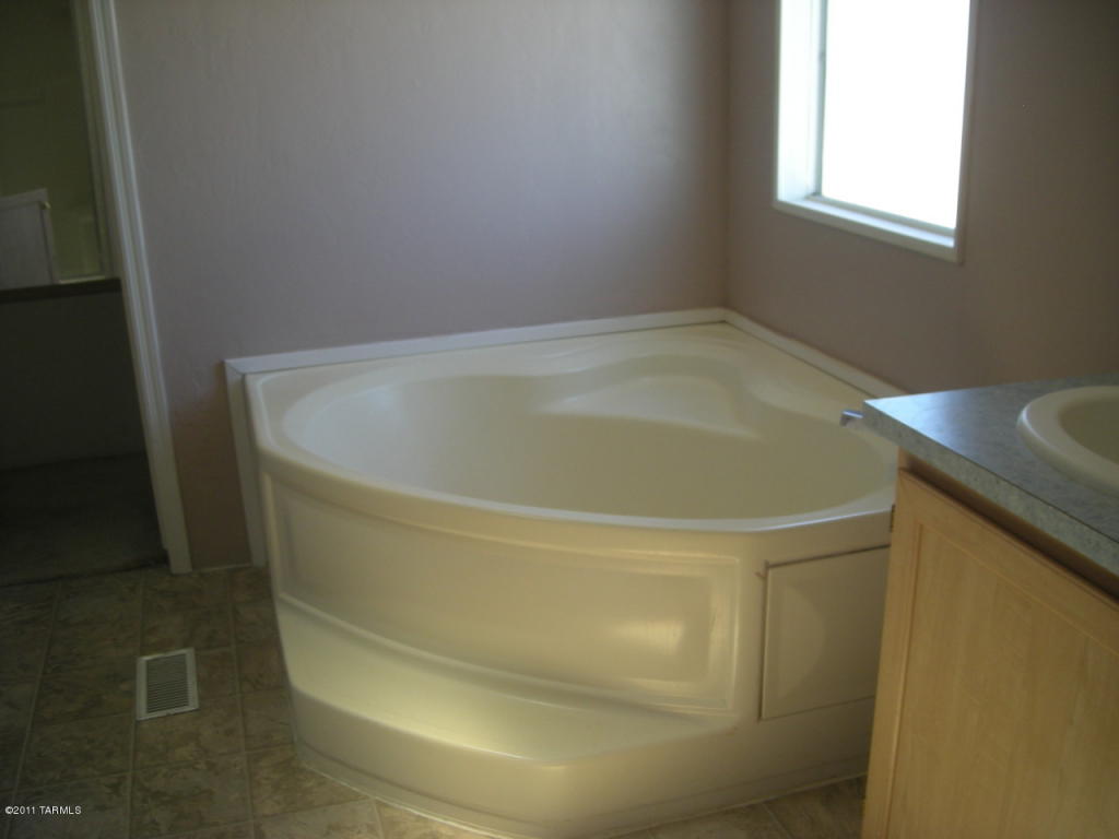 13330 E Walts Way, Vail, AZ 85641 photo 10