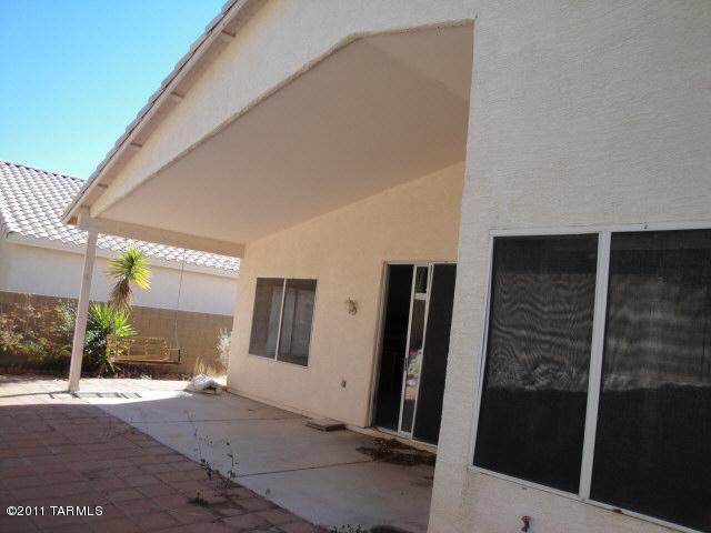 7743 E Windriver Dr, Tucson, AZ 85750 photo 2