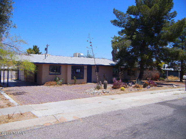 5513 E 4th St, Tucson, AZ 85711 photo 2