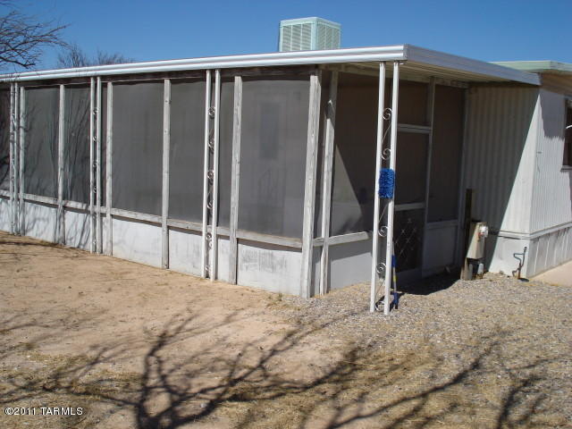 527 E Mecham Dr, Saint David, AZ 85630 photo 2