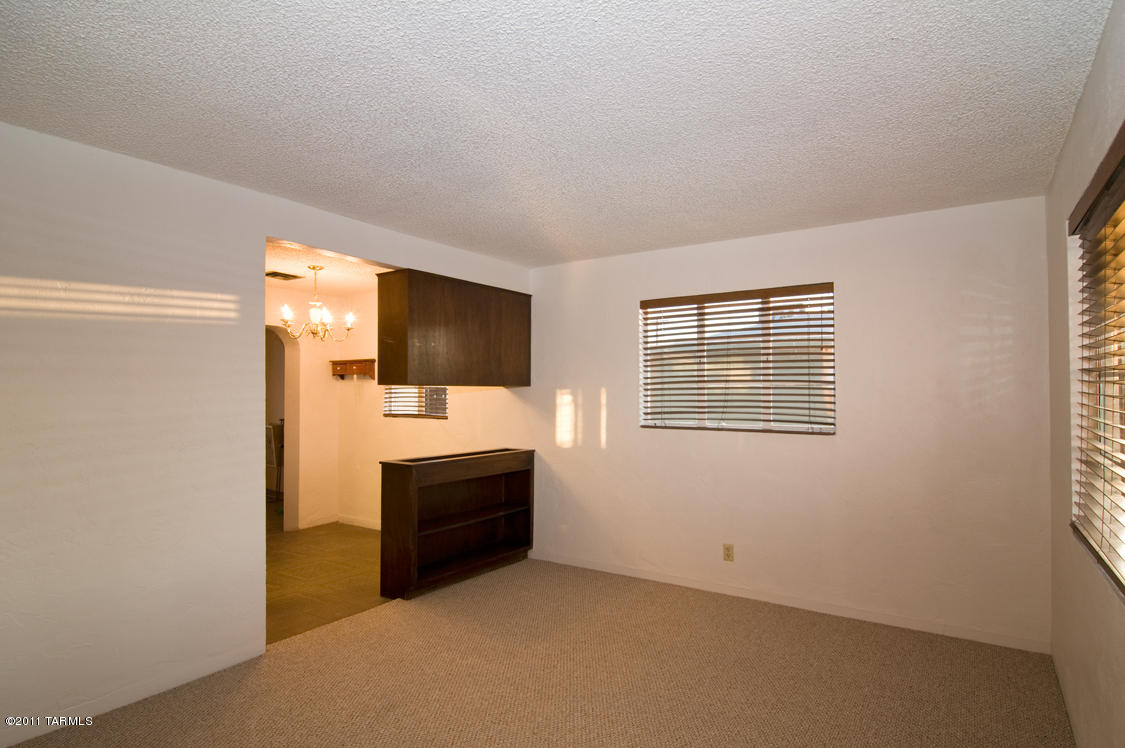 3032 E 20th St, Tucson, AZ 85716 photo 4