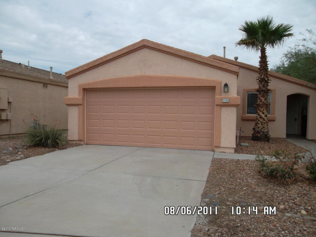 9450 E Bench Mark Loop, Tucson, AZ 85747 photo 1