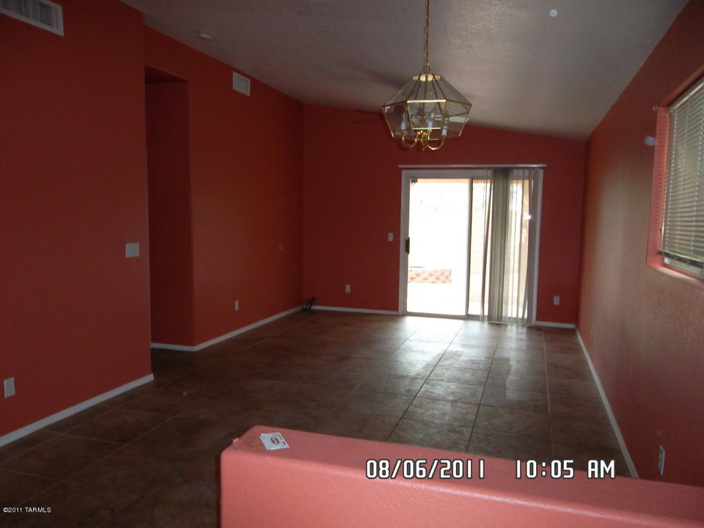 9450 E Bench Mark Loop, Tucson, AZ 85747 photo 5