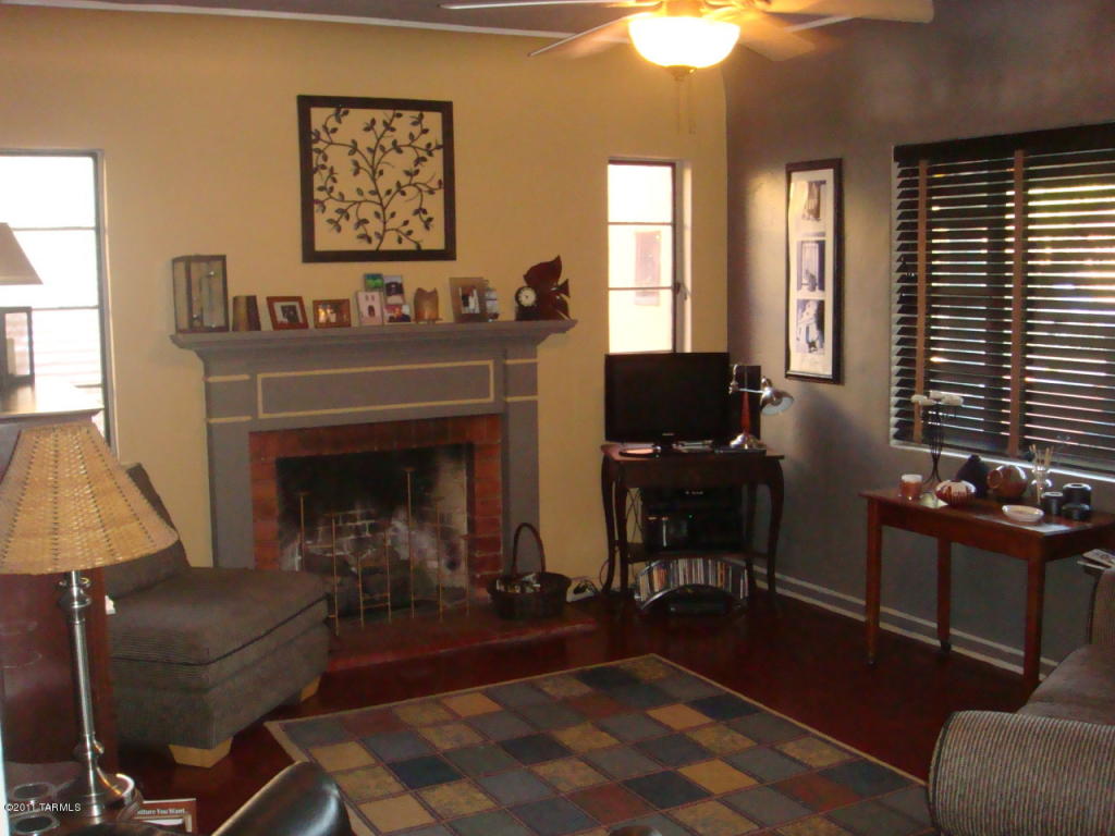 2327 E 7th St, Tucson, AZ 85719 photo 3