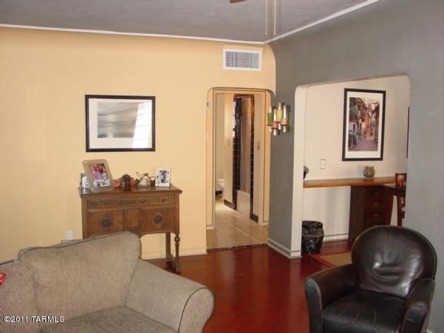 2327 E 7th St, Tucson, AZ 85719 photo 4