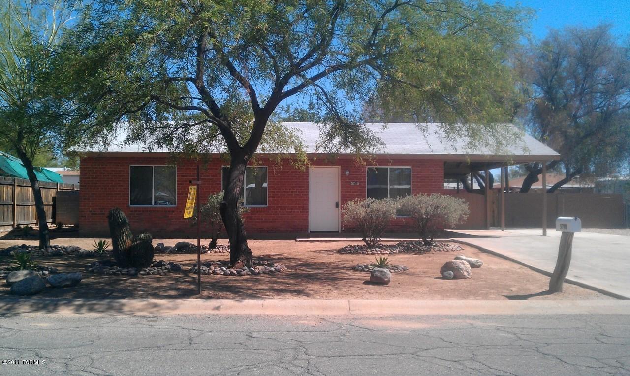 5710 E 33rd St, Tucson, AZ 85711 photo 1