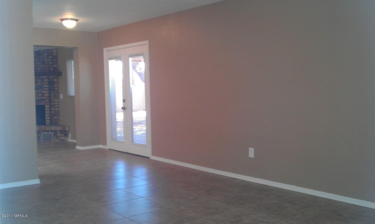 5710 E 33rd St, Tucson, AZ 85711 photo 11
