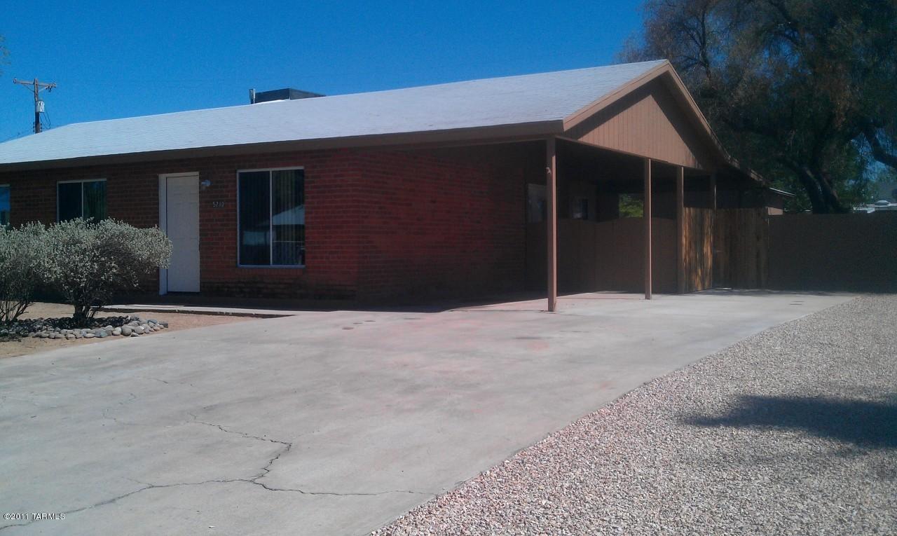 5710 E 33rd St, Tucson, AZ 85711 photo 9