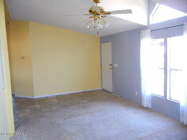 5344 E Corral Dr, Hereford, AZ 85615 photo 5