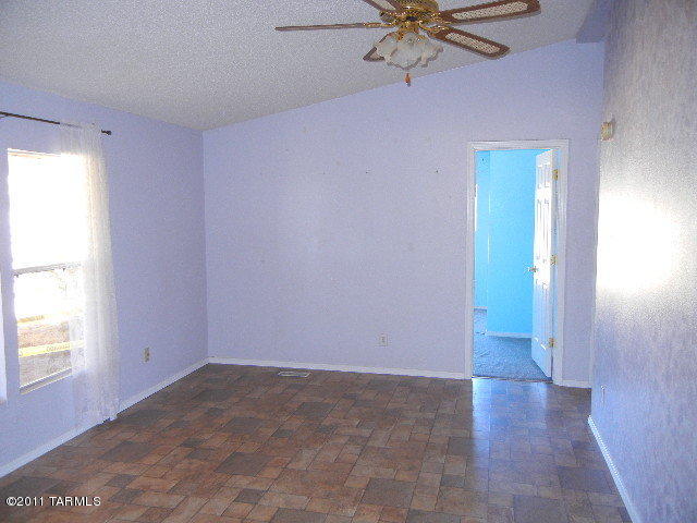 5344 E Corral Dr, Hereford, AZ 85615 photo 6