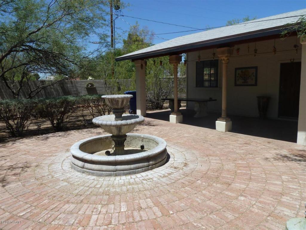 1123 E Hampton St, Tucson, AZ 85719 photo 9