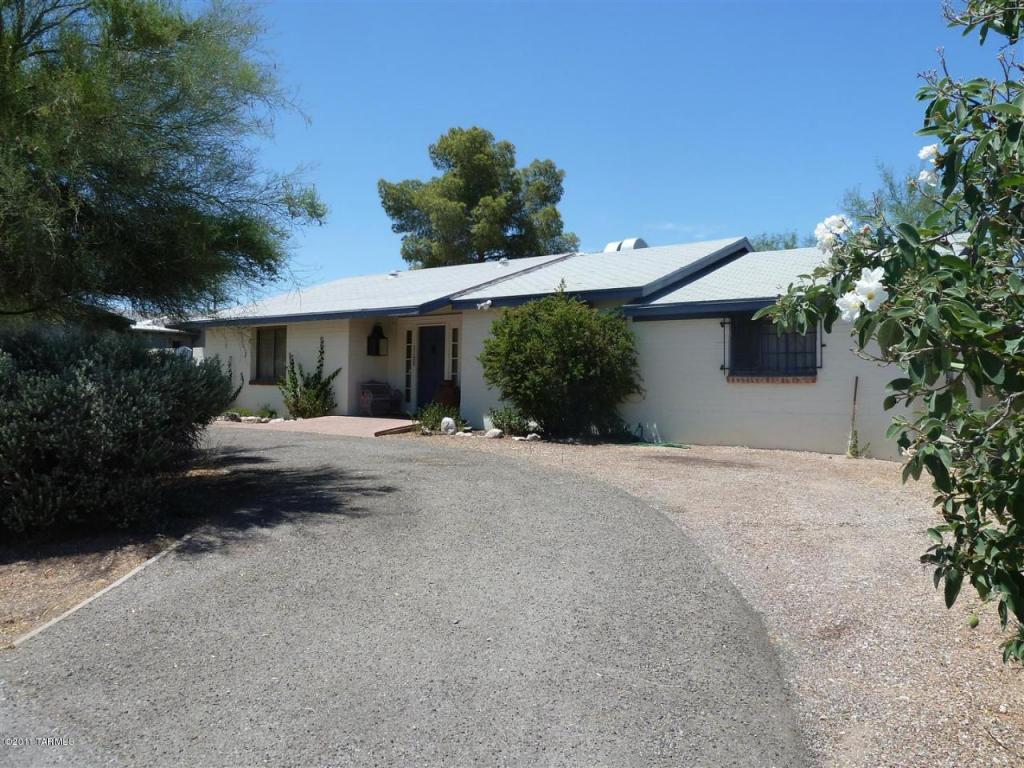 1123 E Hampton St, Tucson, AZ 85719 photo 2