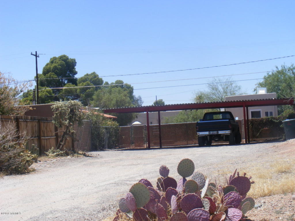1122 E Spg, Tucson, AZ 85719 photo 5