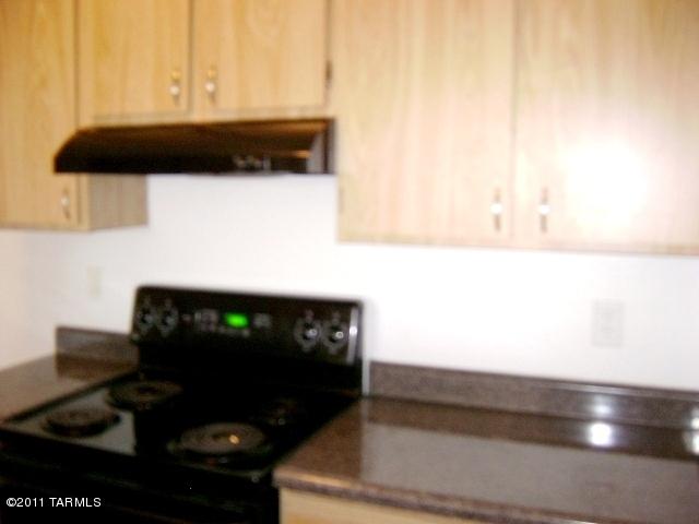 1359 E Zulema Loop, Tucson, AZ 85706 photo 4