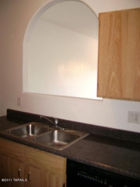 1359 E Zulema Loop, Tucson, AZ 85706 photo 5