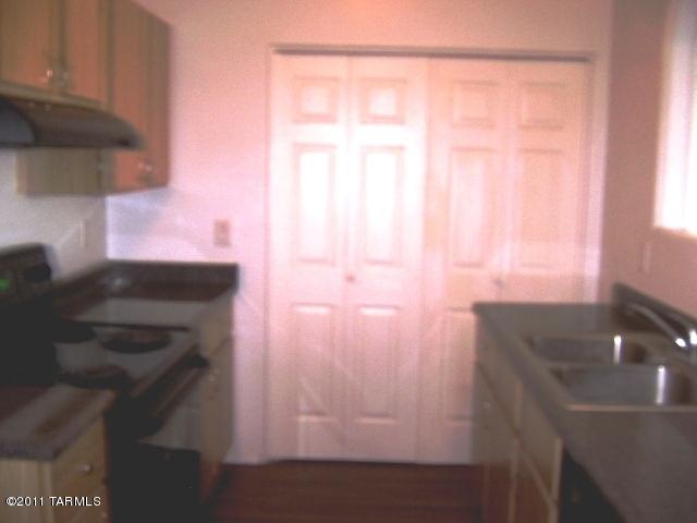 1359 E Zulema Loop, Tucson, AZ 85706 photo 3