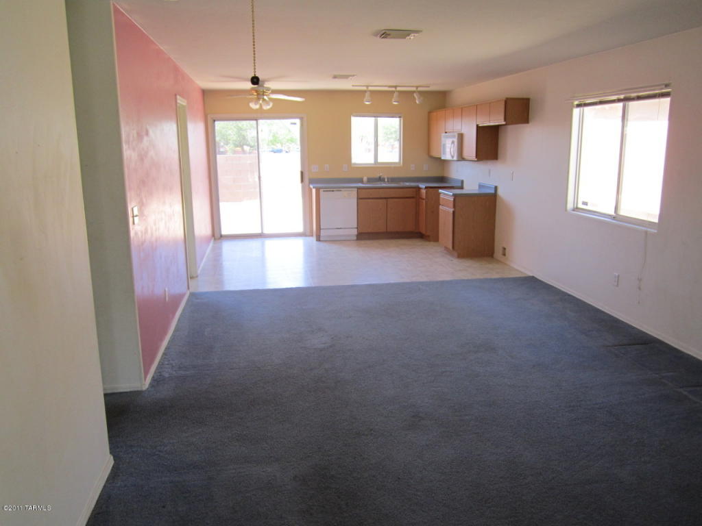 92 E Sublime St, Tucson, AZ 85756 photo 2