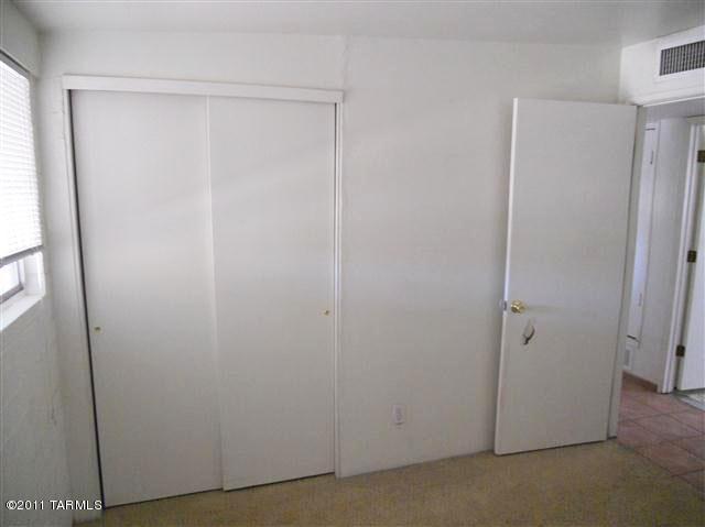 4601 E 27th St, Tucson, AZ 85711 photo 12