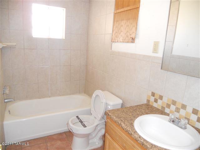 4601 E 27th St, Tucson, AZ 85711 photo 15
