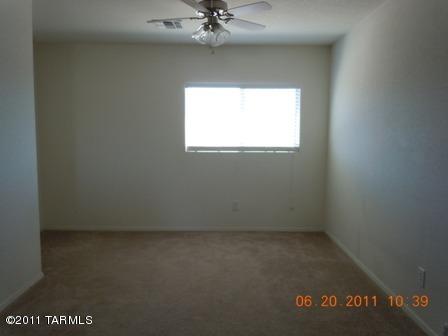 10573 S Silverbluff Dr, Vail, AZ 85641 photo 7