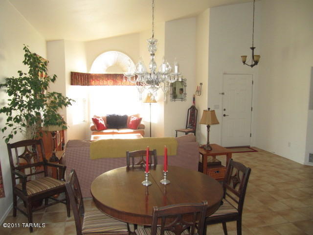 10277 E Buffaloberry Loop, Tucson, AZ 85748 photo 6