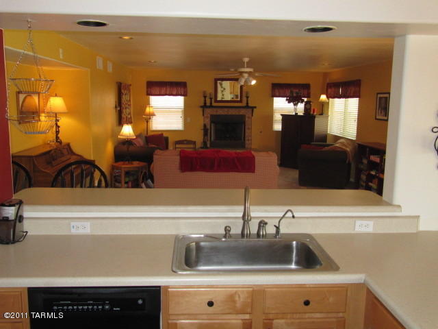 10277 E Buffaloberry Loop, Tucson, AZ 85748 photo 12