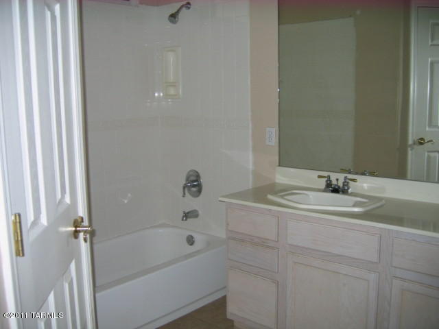 5116 E Circulo Las Cabanas, Tucson, AZ 85711 photo 12