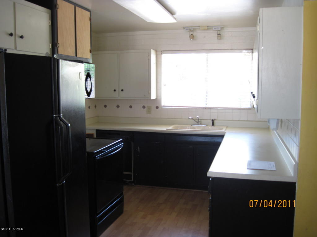 8632 E 27th Pl, Tucson, AZ 85710 photo 20