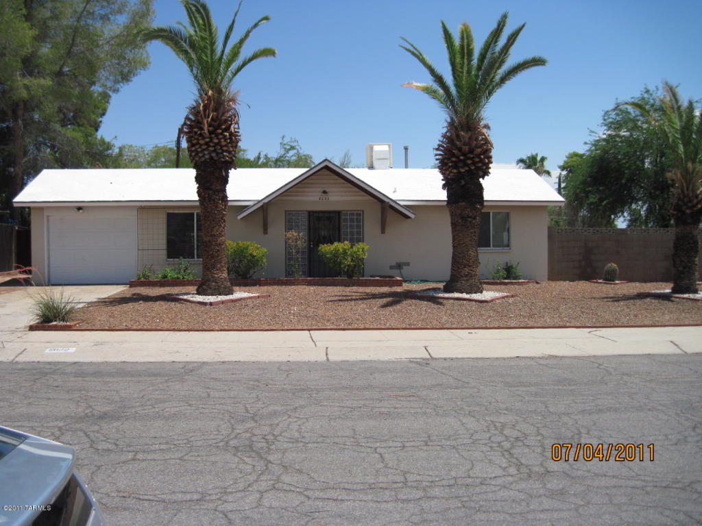8632 E 27th Pl, Tucson, AZ 85710 photo 3