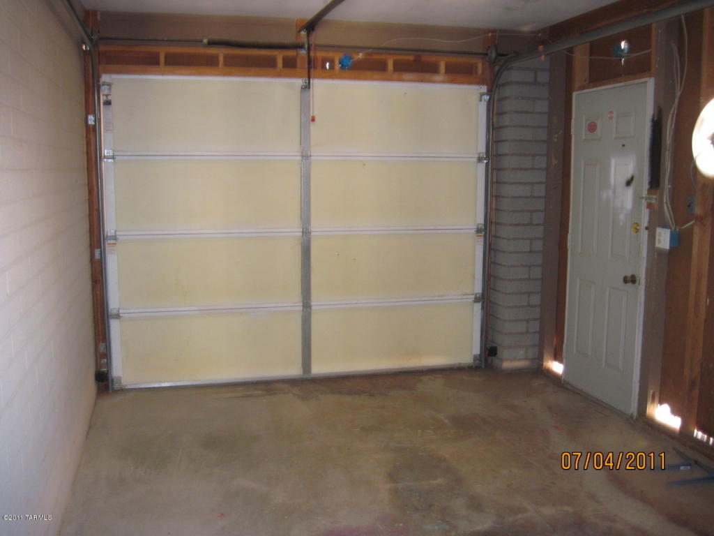 8632 E 27th Pl, Tucson, AZ 85710 photo 22