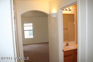 8383 E Sarnoff Ridge Loop, Tucson, AZ 85710 photo 13
